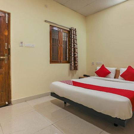 Hotel O Om Sakthi Hotel Pondicherry Exterior photo