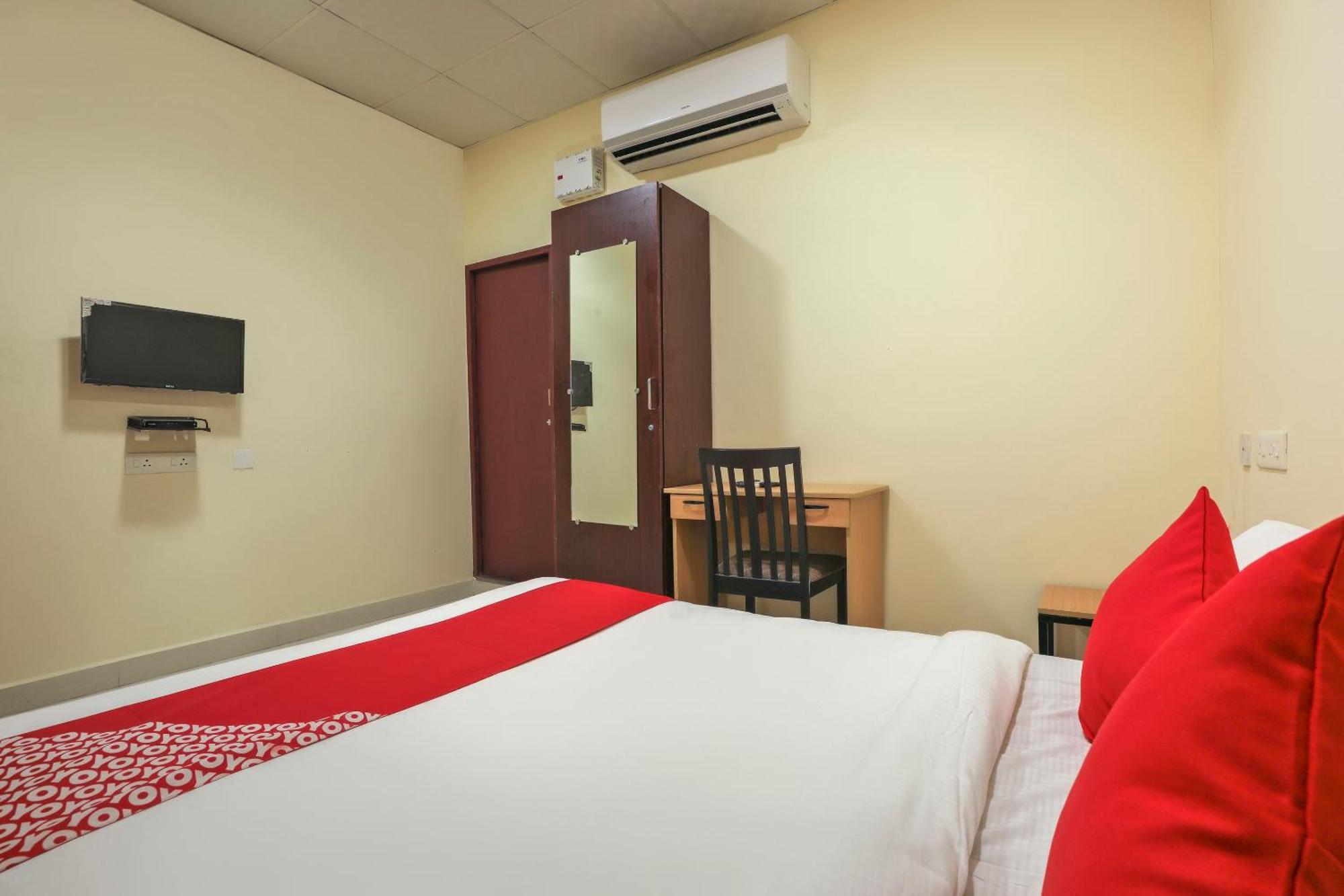 Hotel O Om Sakthi Hotel Pondicherry Exterior photo